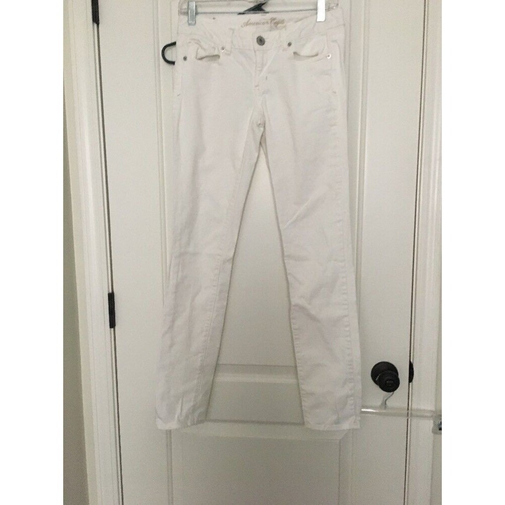 American Eagle Women’s White Jeans Straight Fit Size 2 Pockets